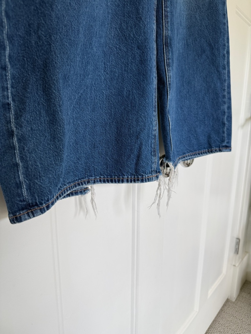 American Eagle Outfitters Super High-Rise Baggy Wide Leg Ankle Jeans - Blue - Picture 3 of 7